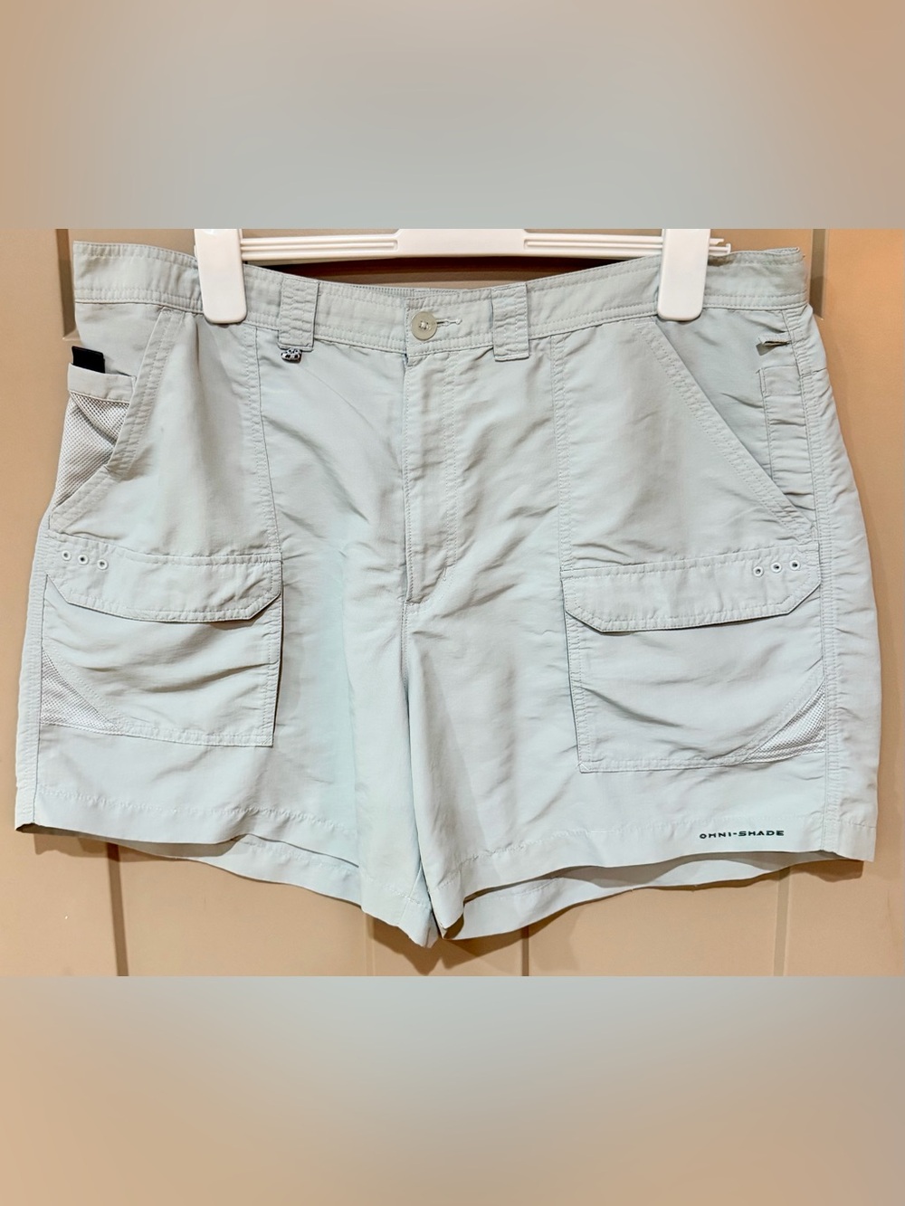 Columbia Khaki Omni-Shade Cargo Shorts